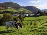 Vistas y entorno de casa rural Jauregia II, Aniz, valle de Baztan :: Agroturismos en Navarra