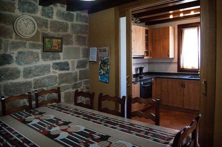 Comedor de casa rural La Sacristana, Lácar, Tierra Estella :: Agroturismo en Navarra